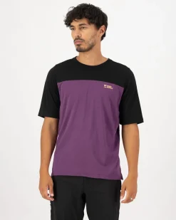 Diversion Merino Bike Jersey Short Sleeve - Boysenberry / Black