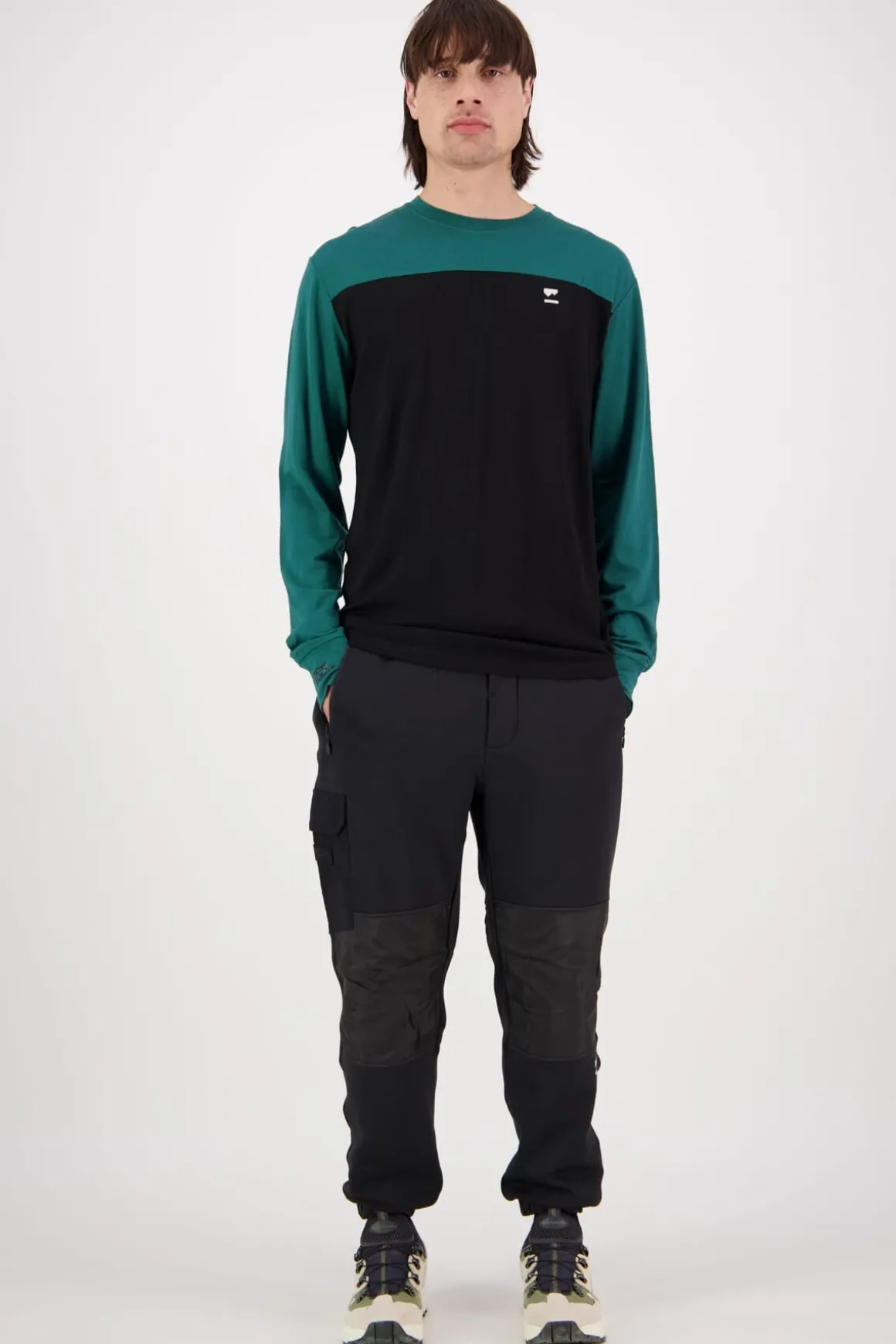 Yotei Merino Long Sleeve - Evergreen Black